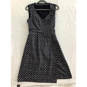 Banana Republic Women's Size 4 Black Sleeveless Wrap Dress with Pockets